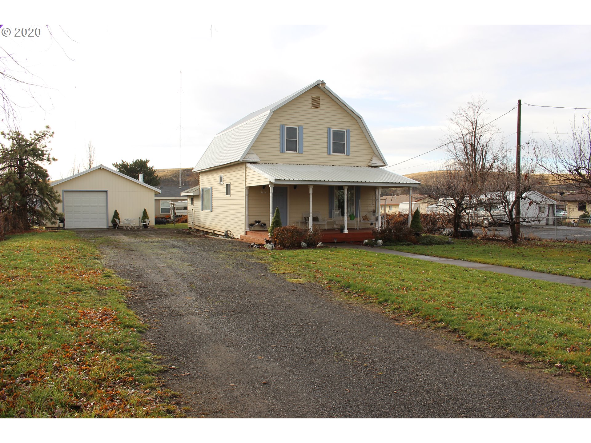 3434 Northeast Riverside Avenue Pendleton, OR 97801 - Photo 1 of 26