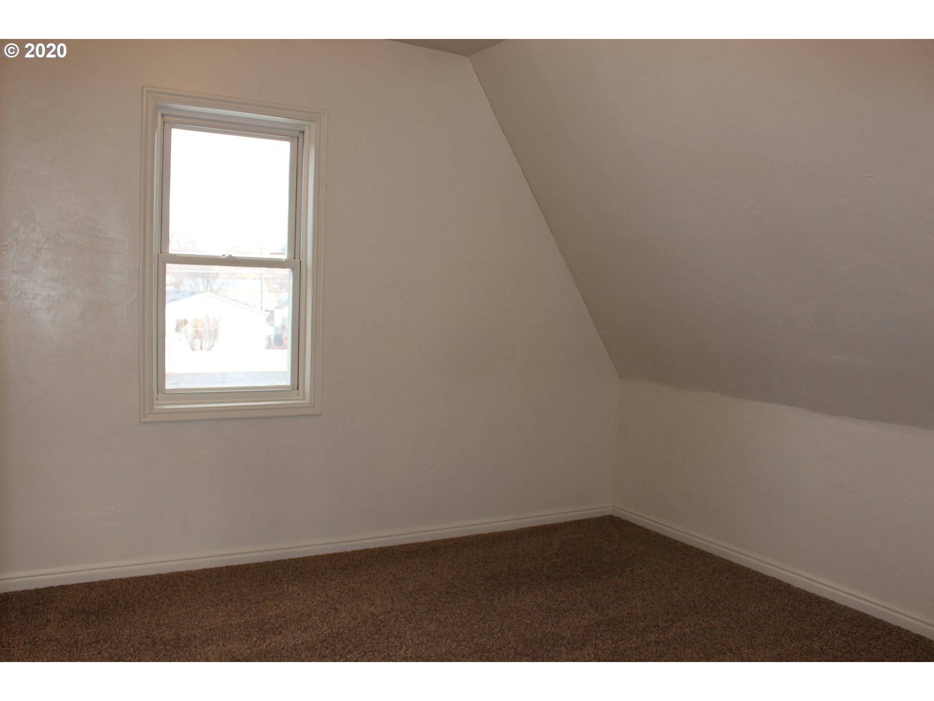 3434 Northeast Riverside Avenue Pendleton, OR 97801 - Photo 13 of 26