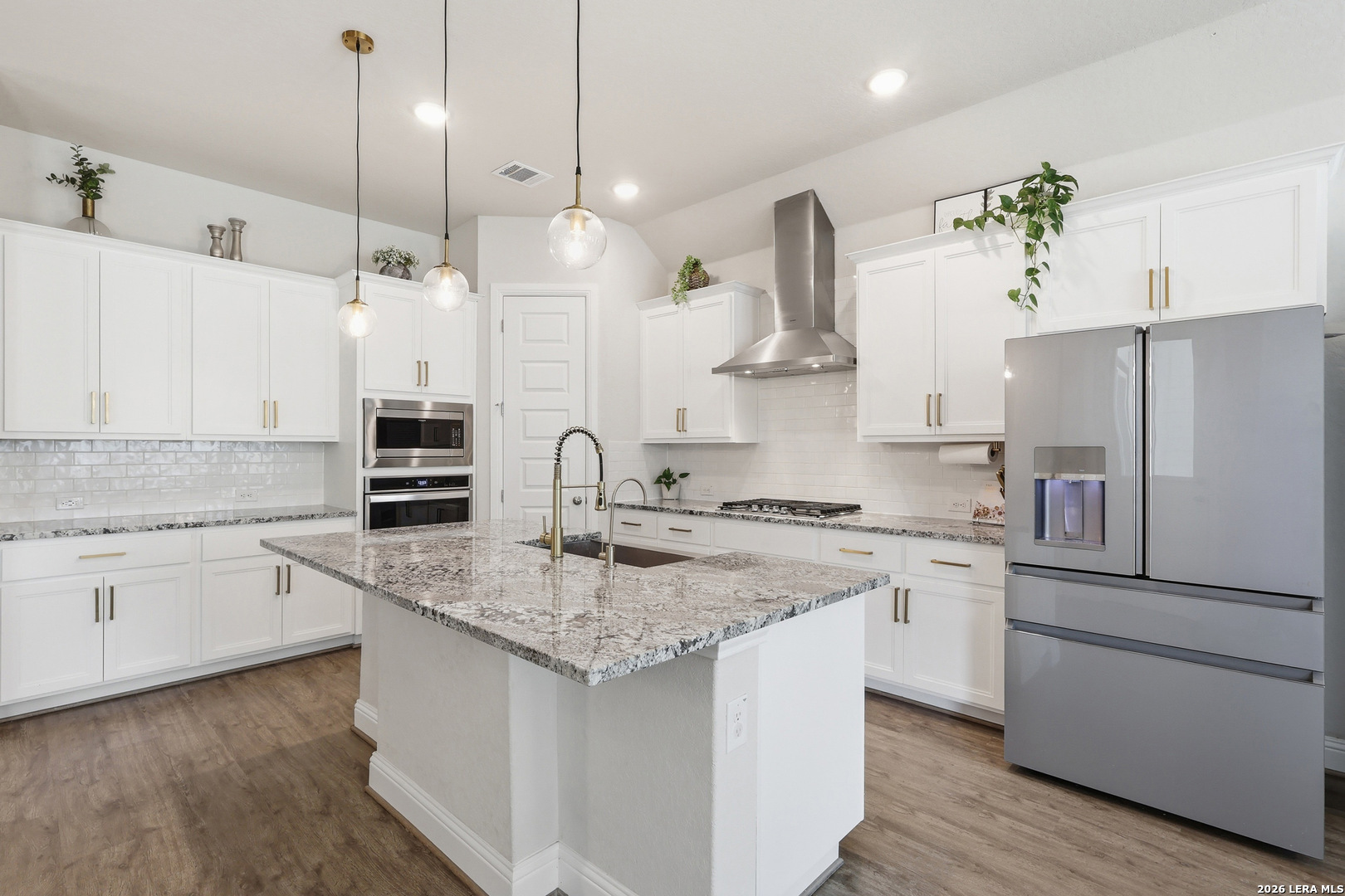 8596 Stackstone Schertz, TX 78154 - Photo 8 of 37