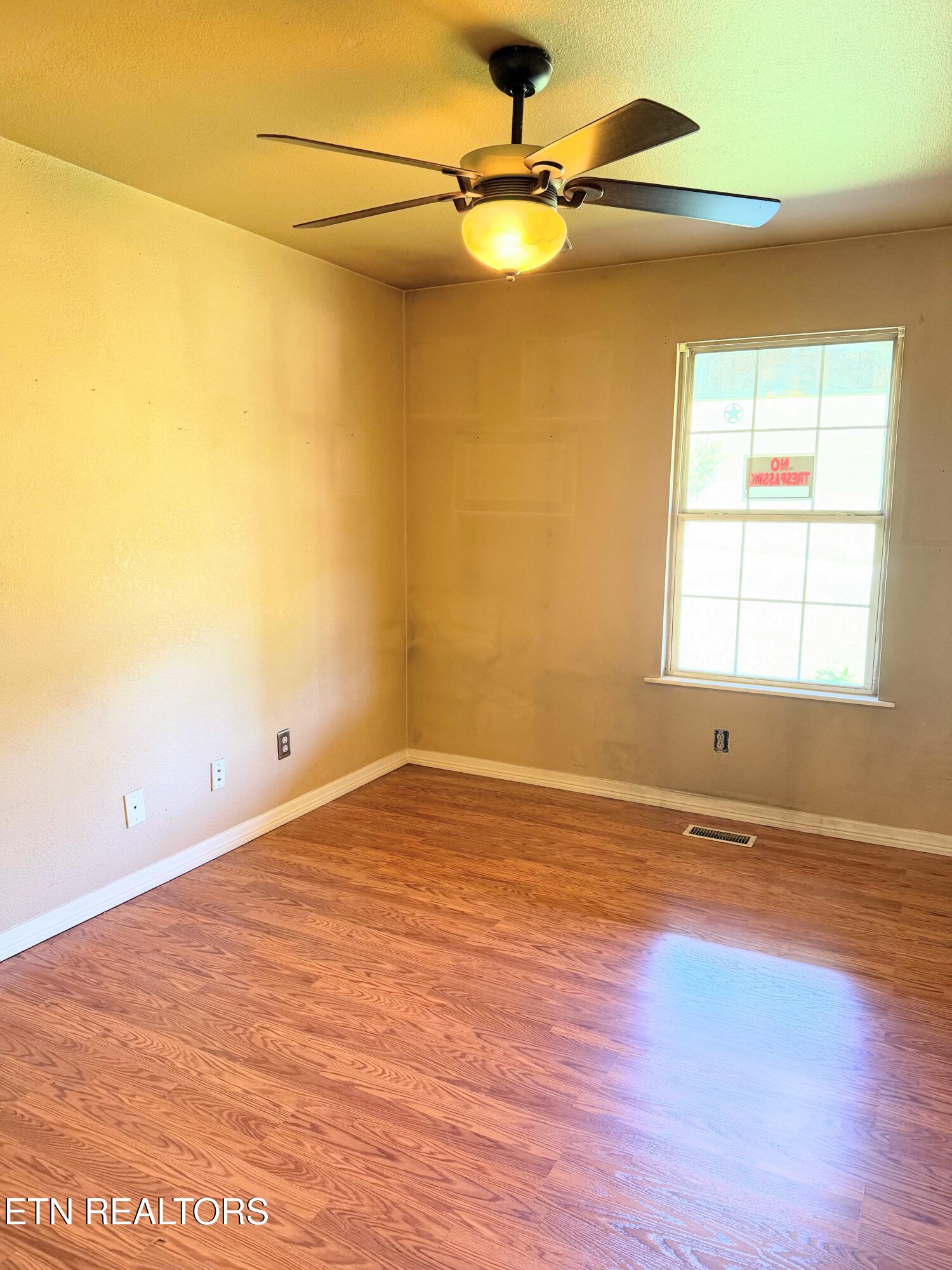 3941 Hickory Valley Road Andersonville, TN 37705 - Photo 13 of 30 Bedroom #3