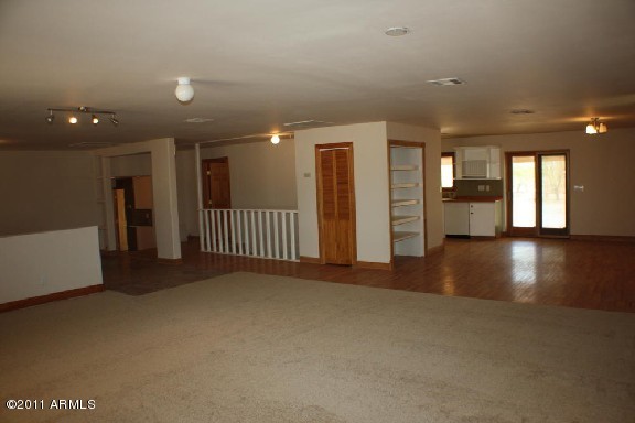 51460 West Deer Run Road Maricopa, AZ 85139 - Photo 4 of 12 Great room
