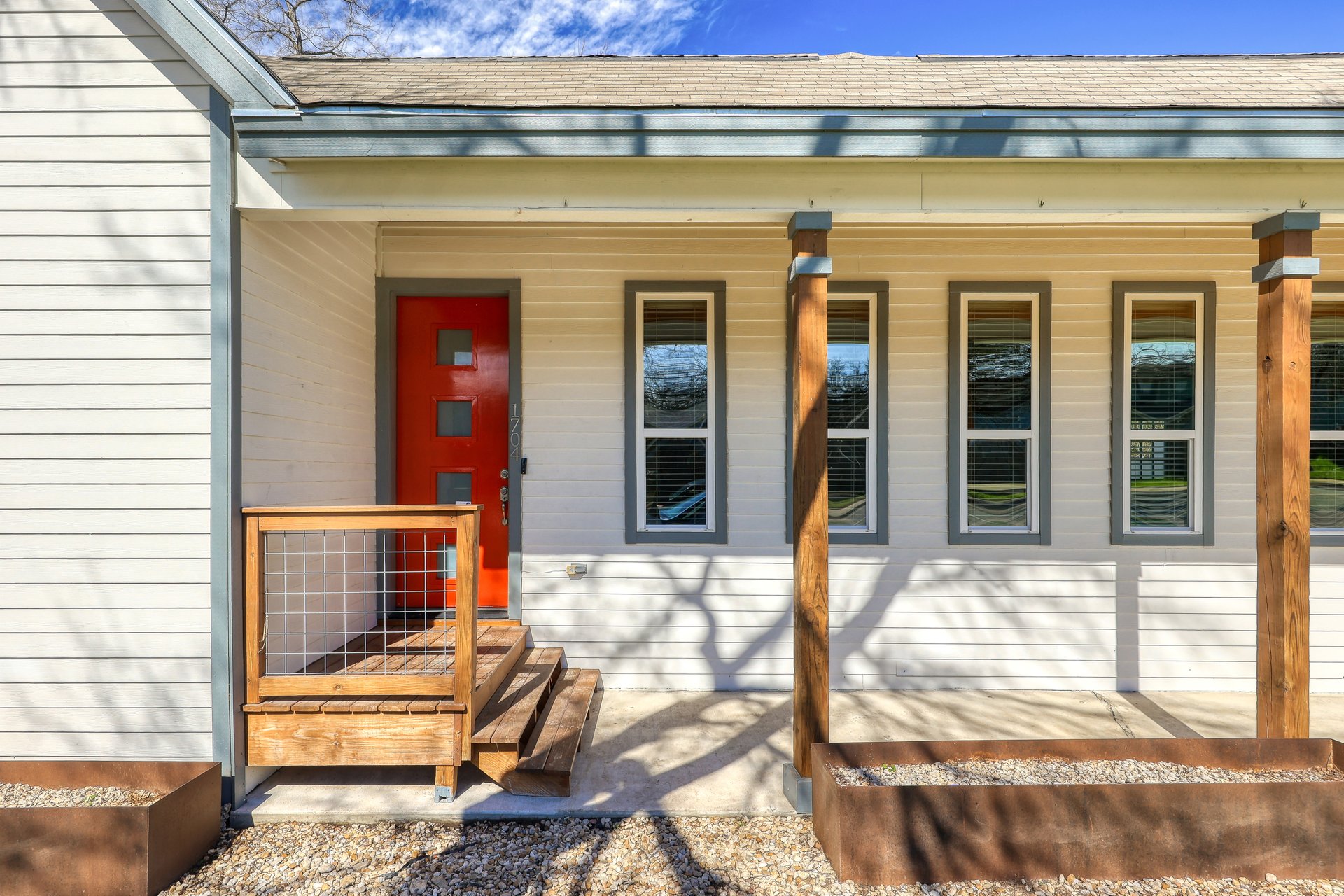 1704 Webberville Road Austin, TX 78721 - Photo 4 of 27 Gallery Image 4