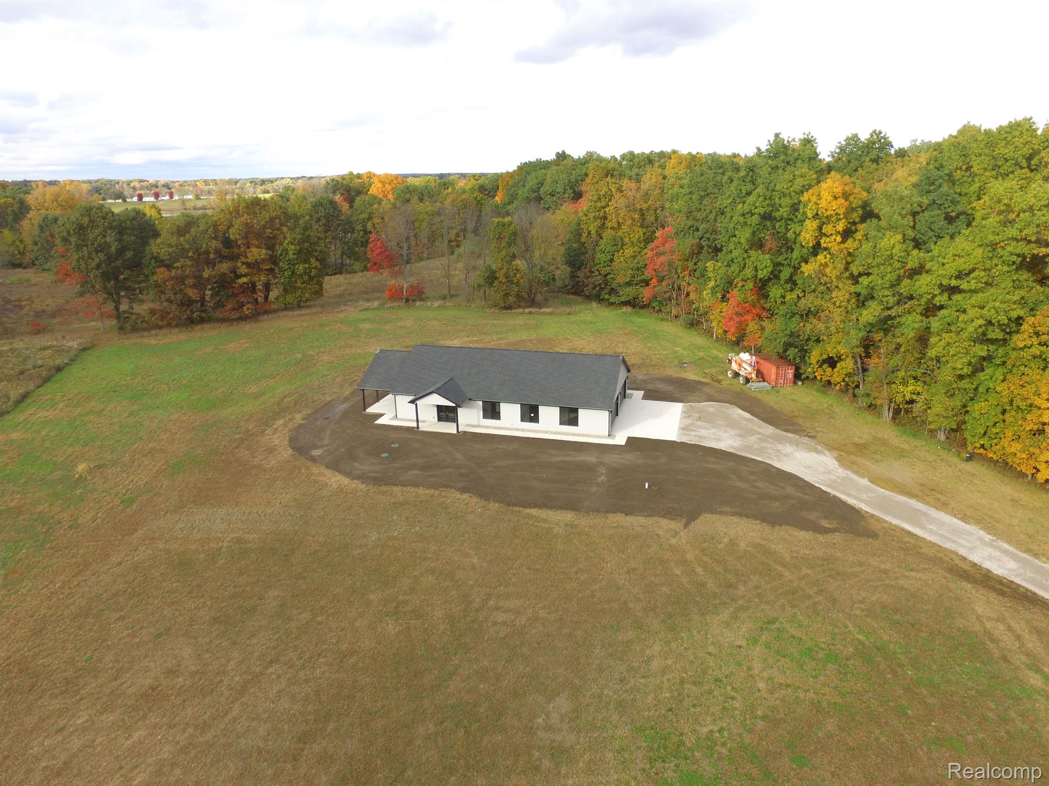 8550 Gregory Ridge Road Gregory, MI 48137 - Photo 11 of 42 Gallery Image 11