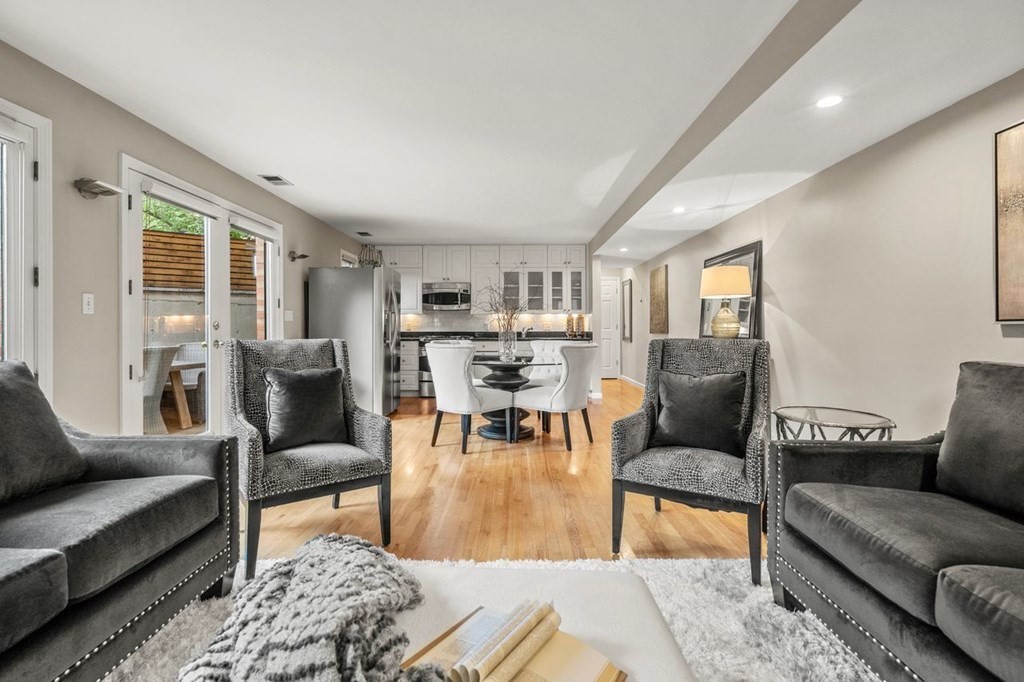 36 Edgerly Road, Unit A Boston, MA 02115 - Photo 1 of 33 Gallery Image 1