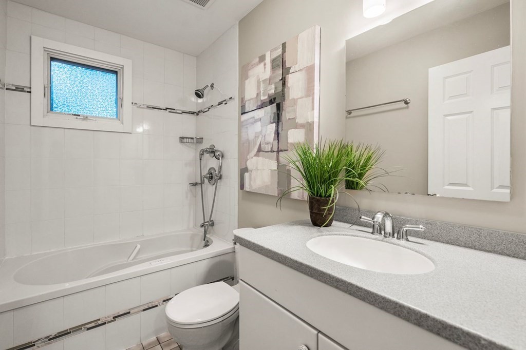 36 Edgerly Road, Unit A Boston, MA 02115 - Photo 13 of 33 Gallery Image 13