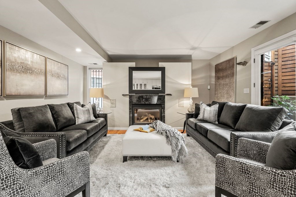 36 Edgerly Road, Unit A Boston, MA 02115 - Photo 2 of 33 Gallery Image 2
