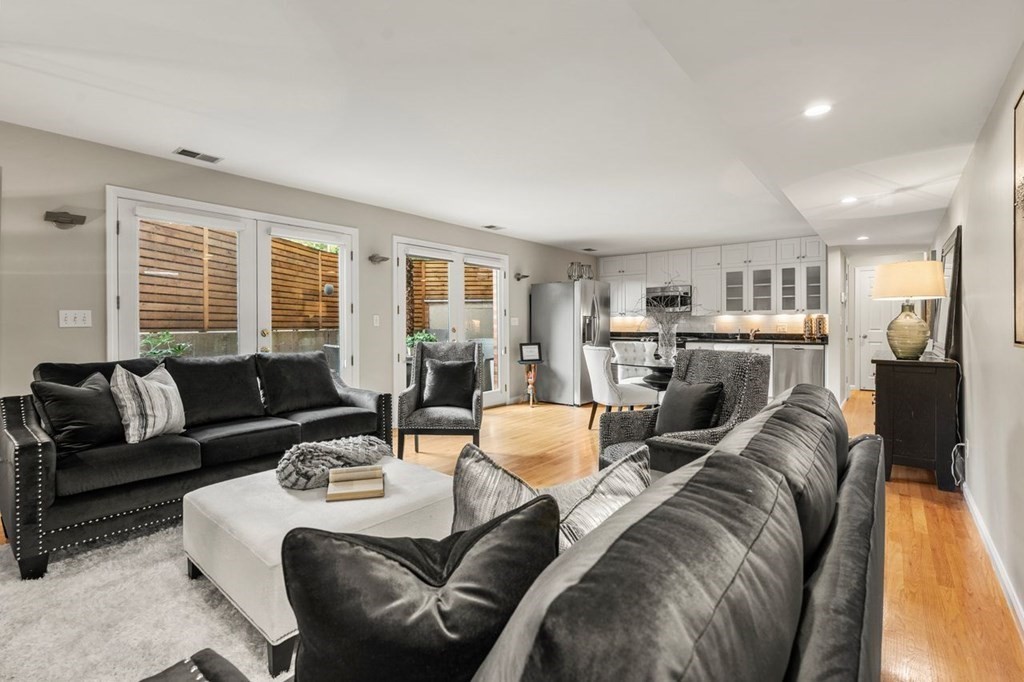 36 Edgerly Road, Unit A Boston, MA 02115 - Photo 25 of 33 Gallery Image 25