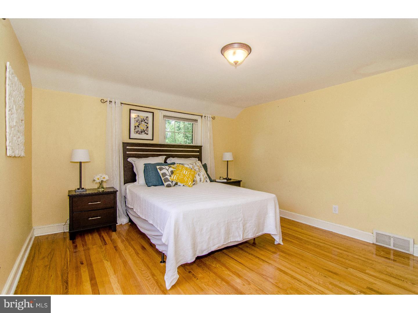209 Pembroke Road Havertown, PA 19083 - Photo 13 of 25