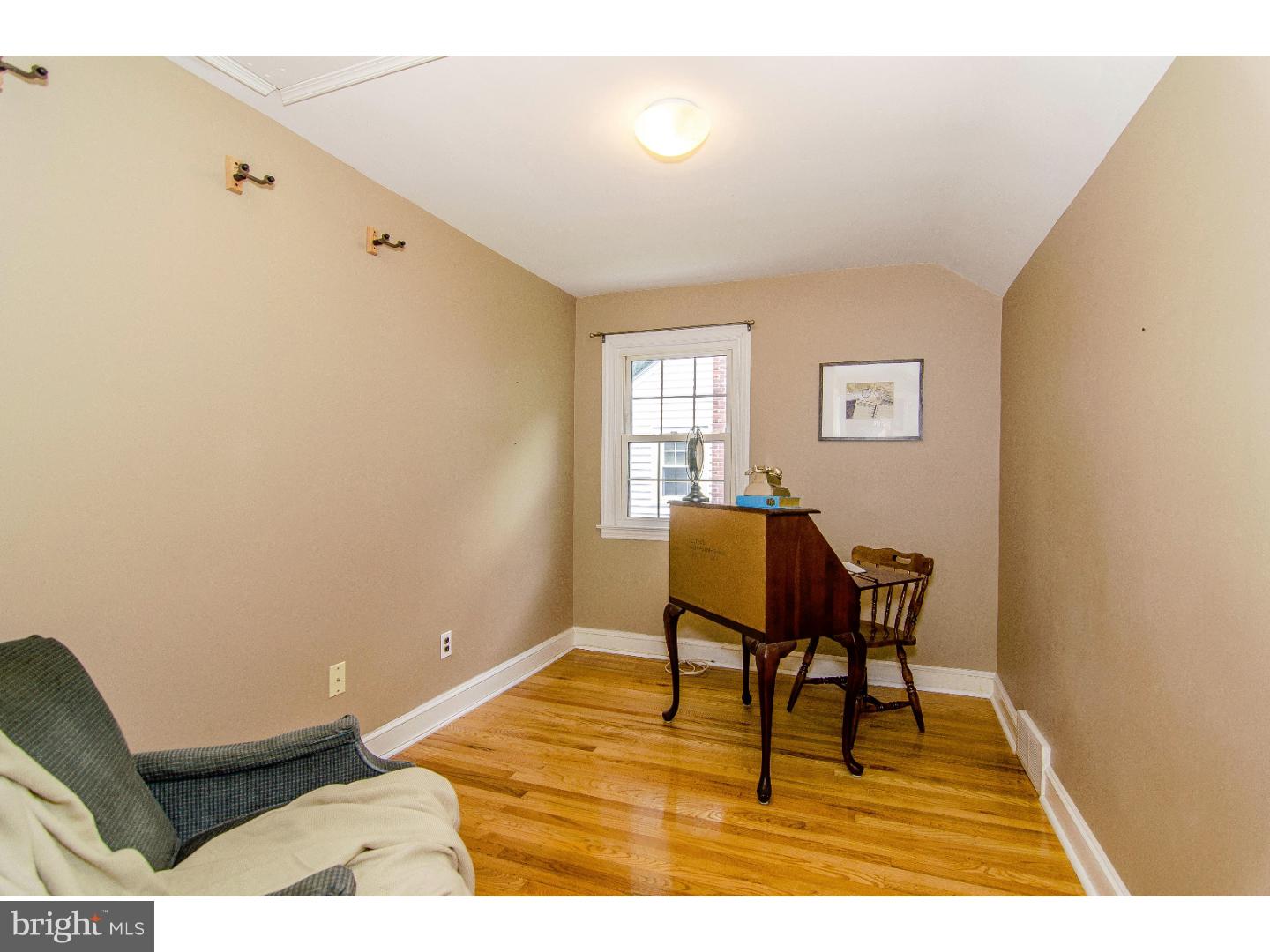 209 Pembroke Road Havertown, PA 19083 - Photo 15 of 25