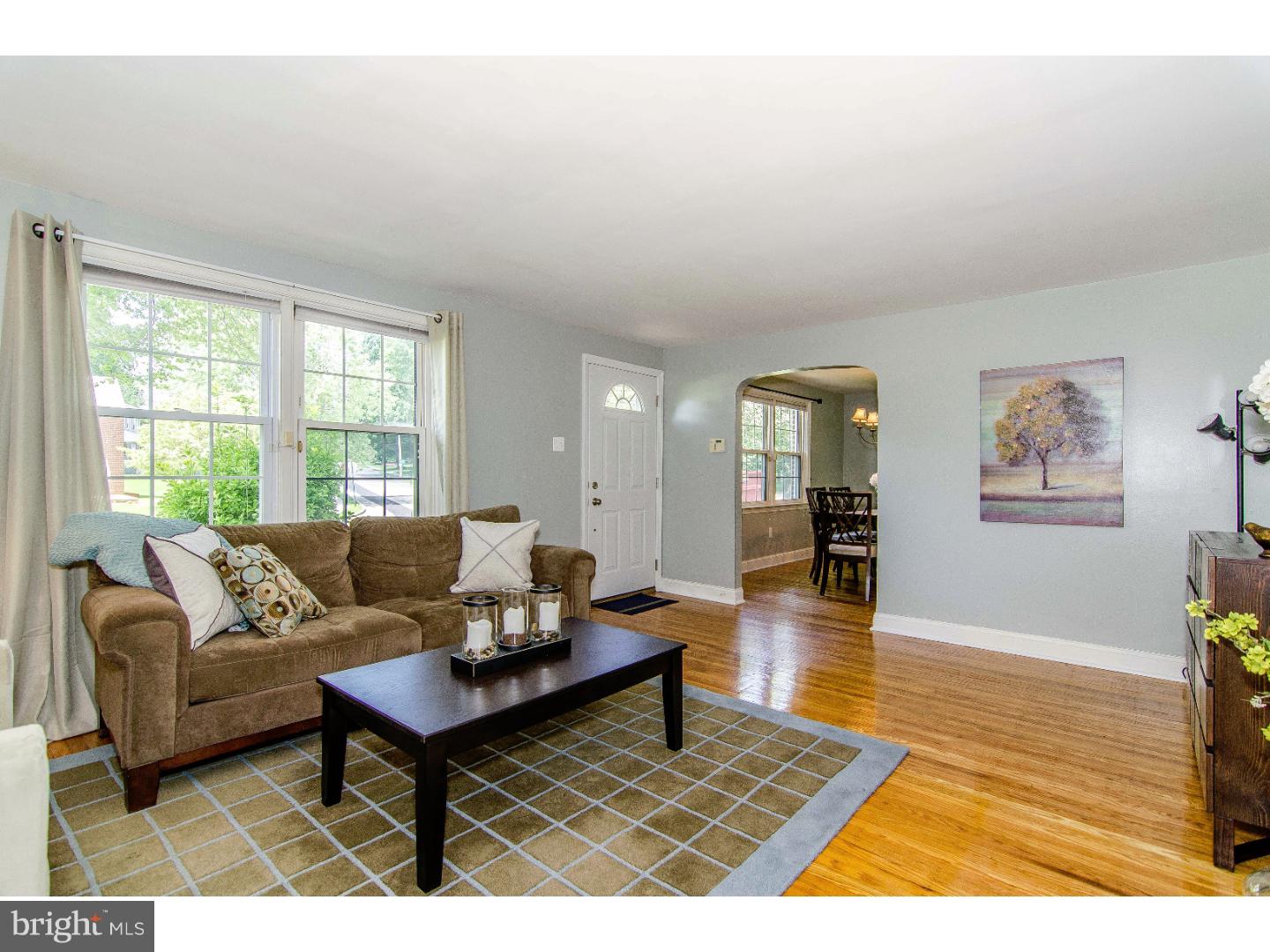209 Pembroke Road Havertown, PA 19083 - Photo 6 of 25