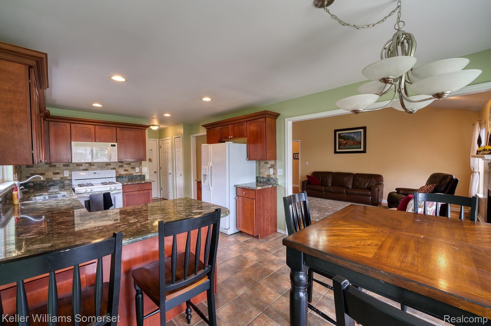 51480 Rivard Road New Baltimore, MI 48047 - Photo 14 of 26 DSC08960_6.jpg
