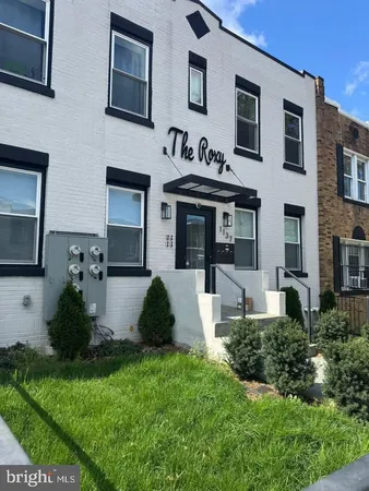 $2,400 | 1137 Owen Place Northeast, Unit 4, Washington, DC 20002