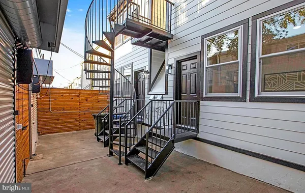 $2,400 | 1137 Owen Place Northeast, Unit 4, Washington, DC 20002