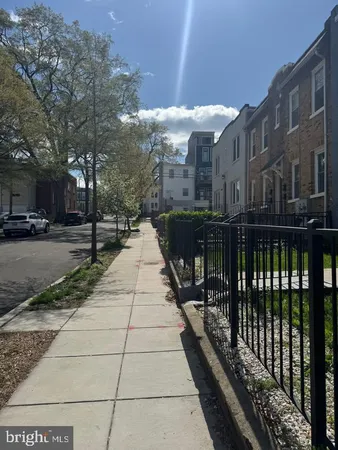 $2,400 | 1137 Owen Place Northeast, Unit 4, Washington, DC 20002