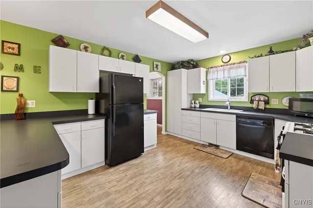 $298,500 | 103 Kasoag Lake Drive, Williamstown, NY 13302