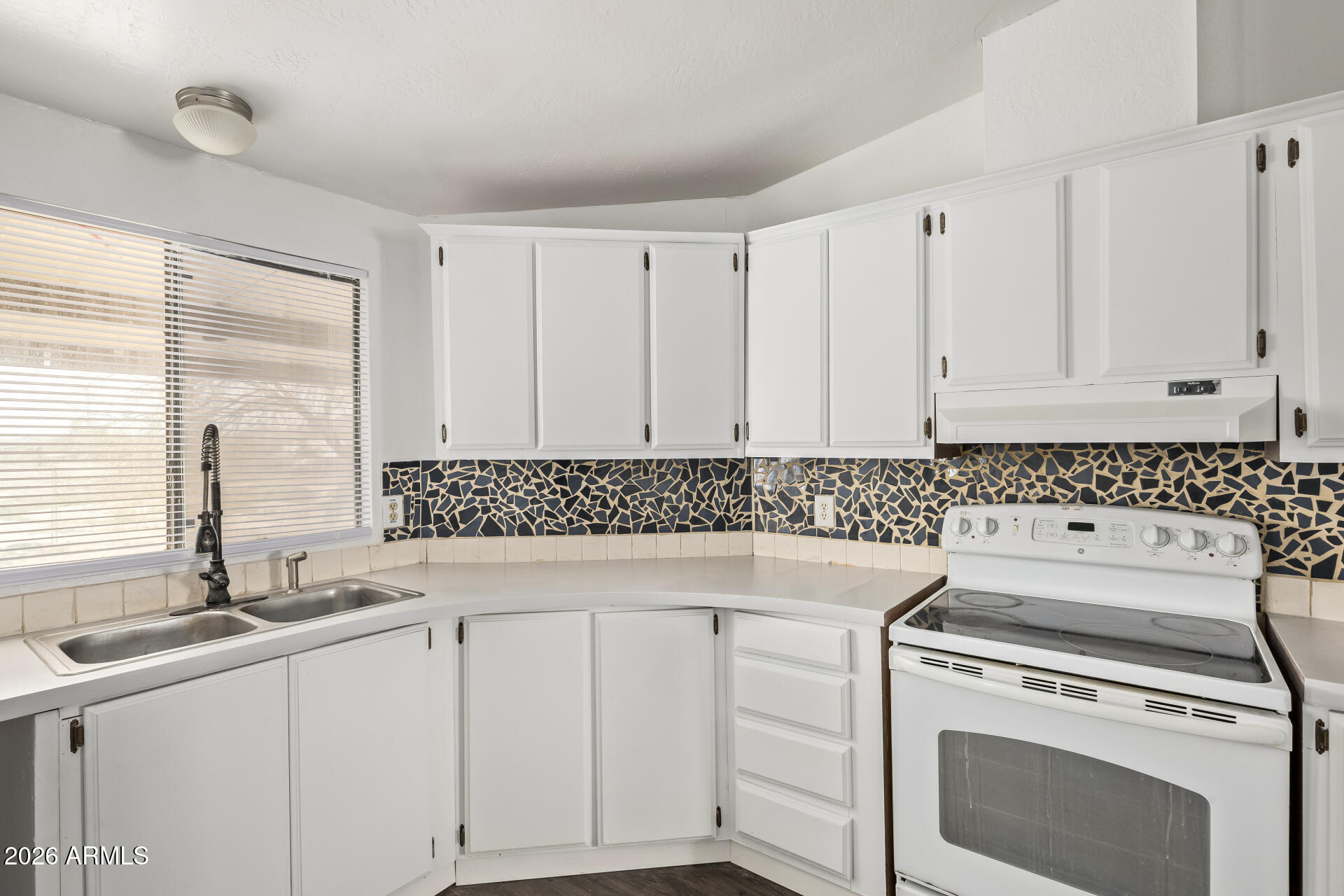 20815 West Rainbow Trail Buckeye, AZ 85326 - Photo 11 of 28 Gallery Image 11