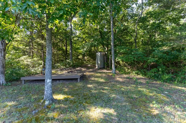 $72,000 | 609 Devonshire Lane, De Soto, MO 63020