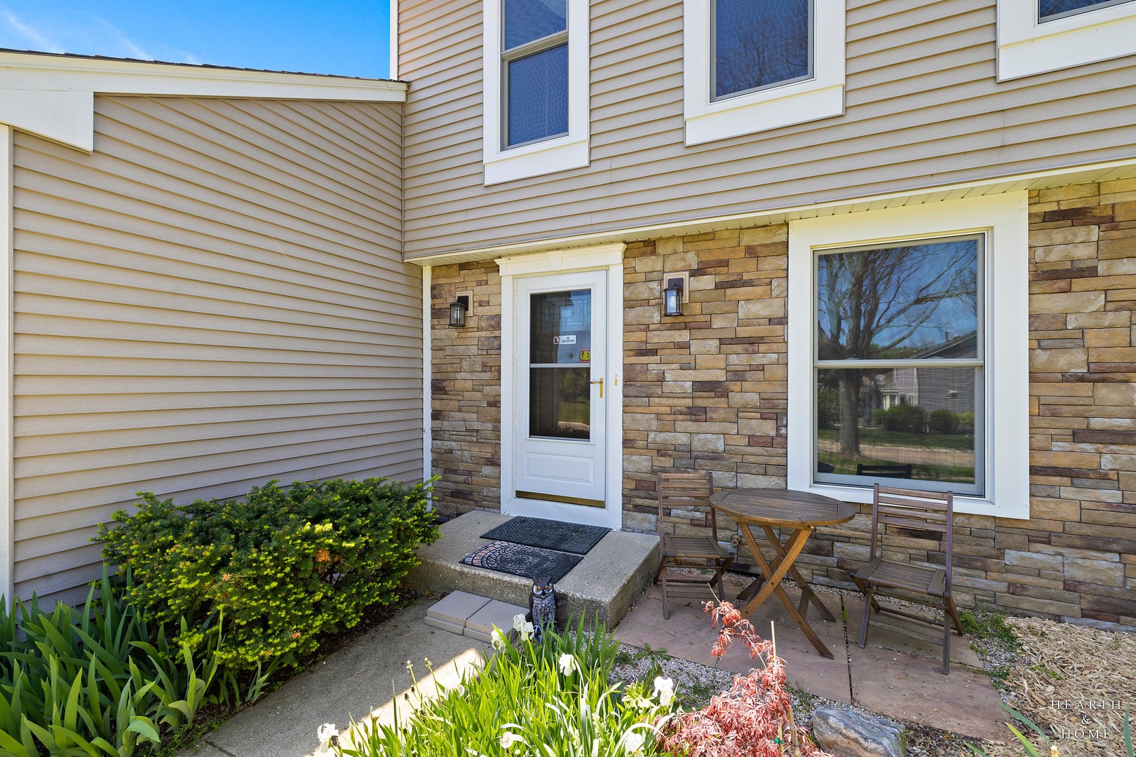 506 Old Hunt Road Fox River Grove, IL 60021 - Photo 2 of 46