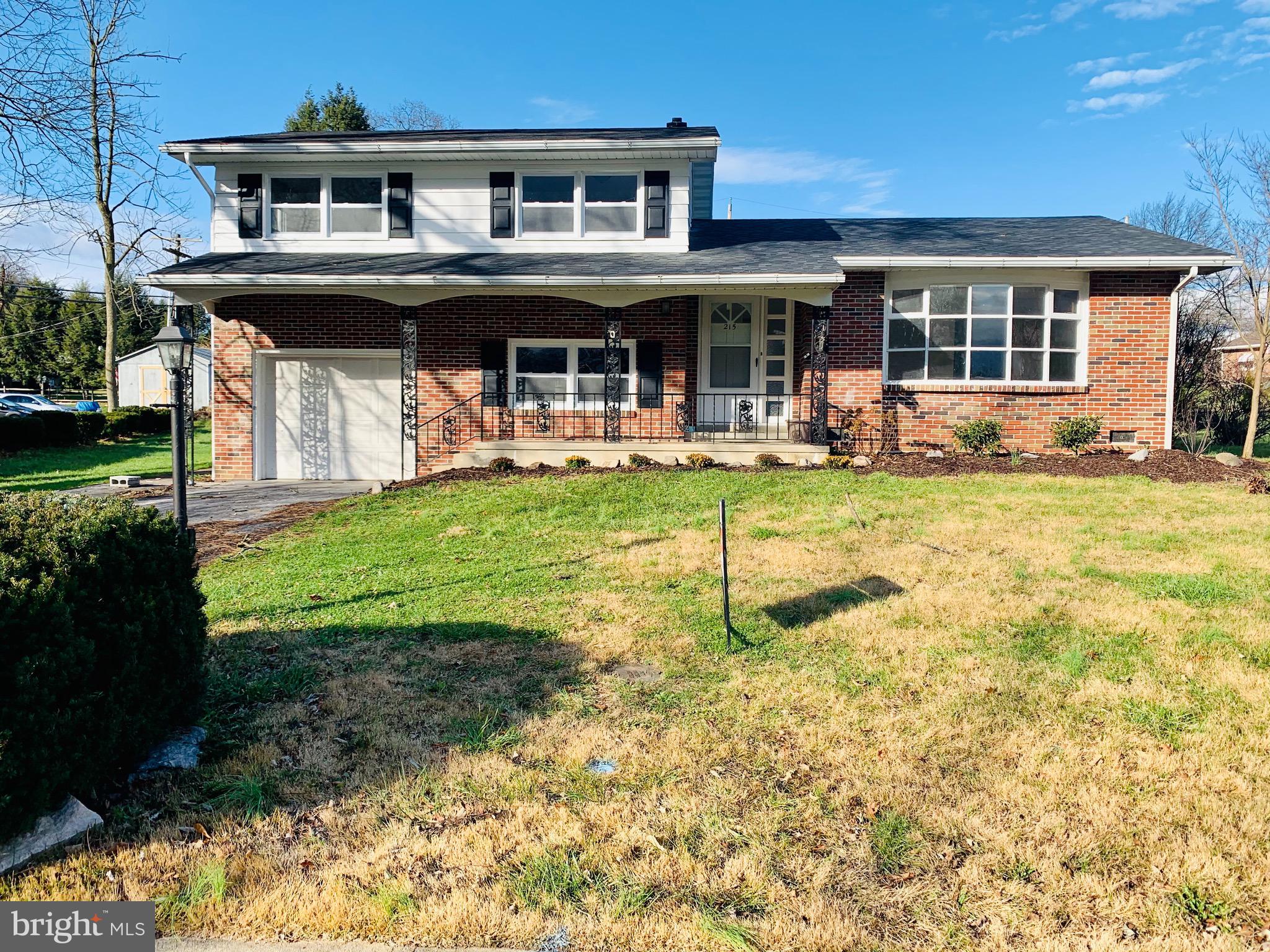 215 Rothermel Boulevard Reading, PA 19605 - Photo 2 of 31 Gallery Image 2
