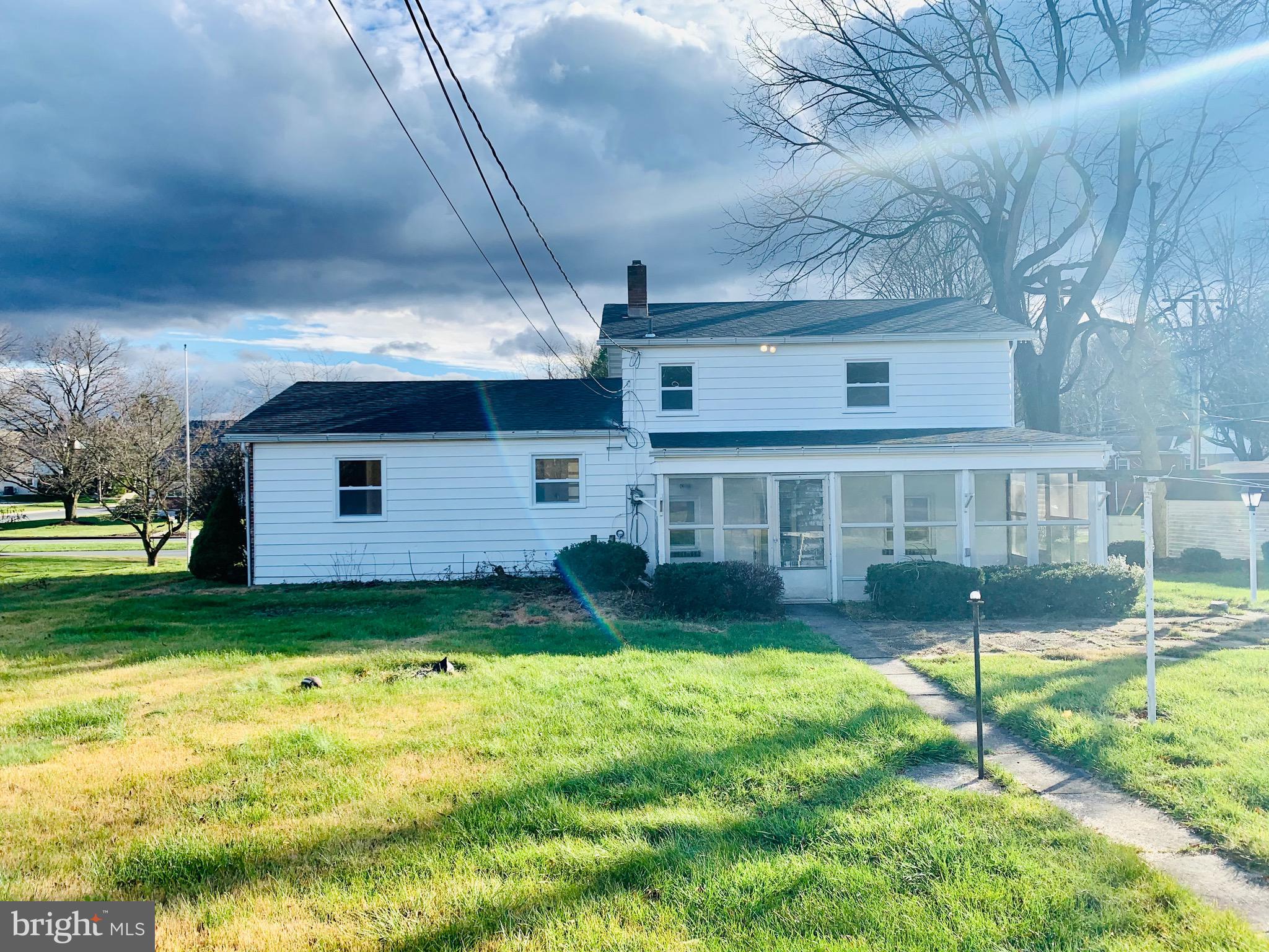 215 Rothermel Boulevard Reading, PA 19605 - Photo 5 of 31 Gallery Image 5