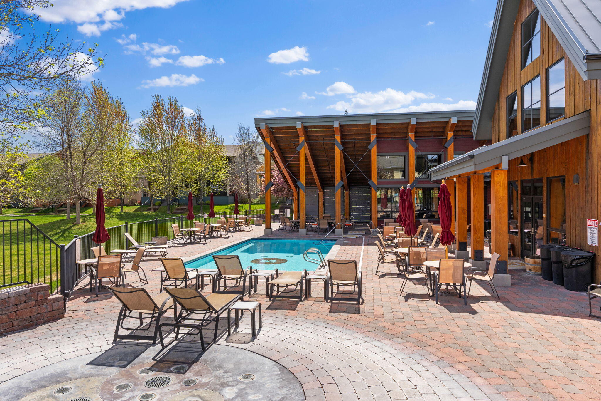 861 Countryside Boulevard Hailey, ID 83333 - Photo 20 of 29 Association Pool/Clubhouse