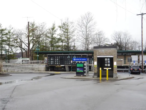 $1,850 | 19 East Main Street, Unit 4, Wappingers Falls, NY 12590