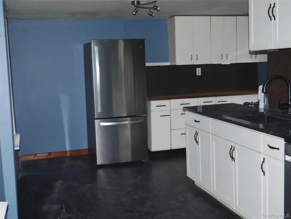 $1,850 | 19 East Main Street, Unit 4, Wappingers Falls, NY 12590