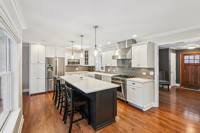 $949,000 | 131 Chicago Avenue, Downers Grove, IL 60515