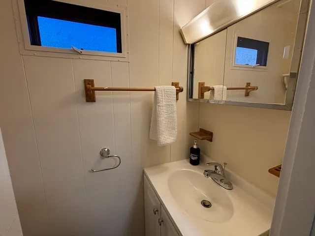 $164,900 | 633 East Washington Street, Unit 17A, North Attleboro, MA 02760