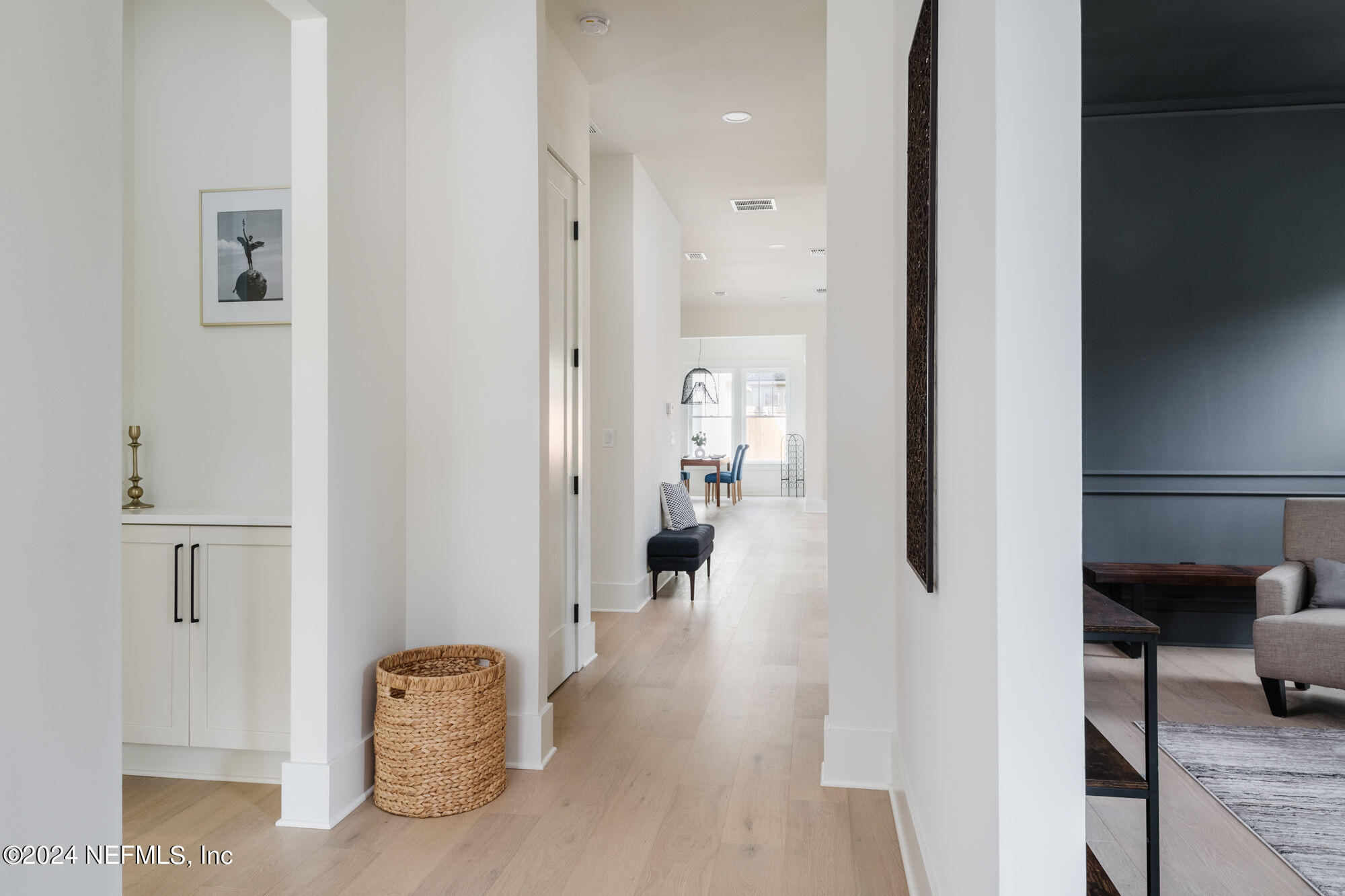 3841 Boone Park Avenue Jacksonville, FL 32205 - Photo 11 of 53 Entry Hall