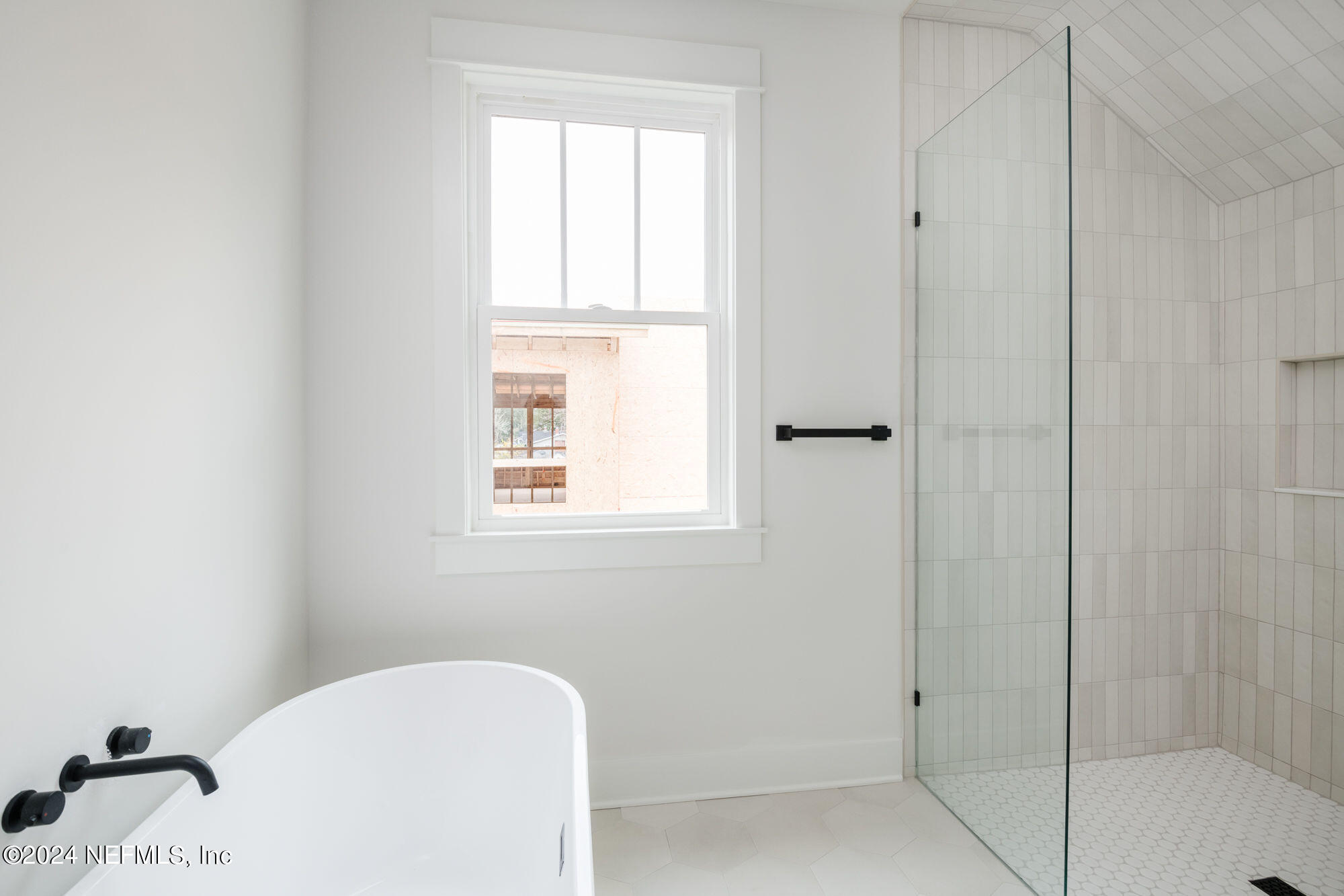 3841 Boone Park Avenue Jacksonville, FL 32205 - Photo 32 of 53 Primary Bathroom View 2