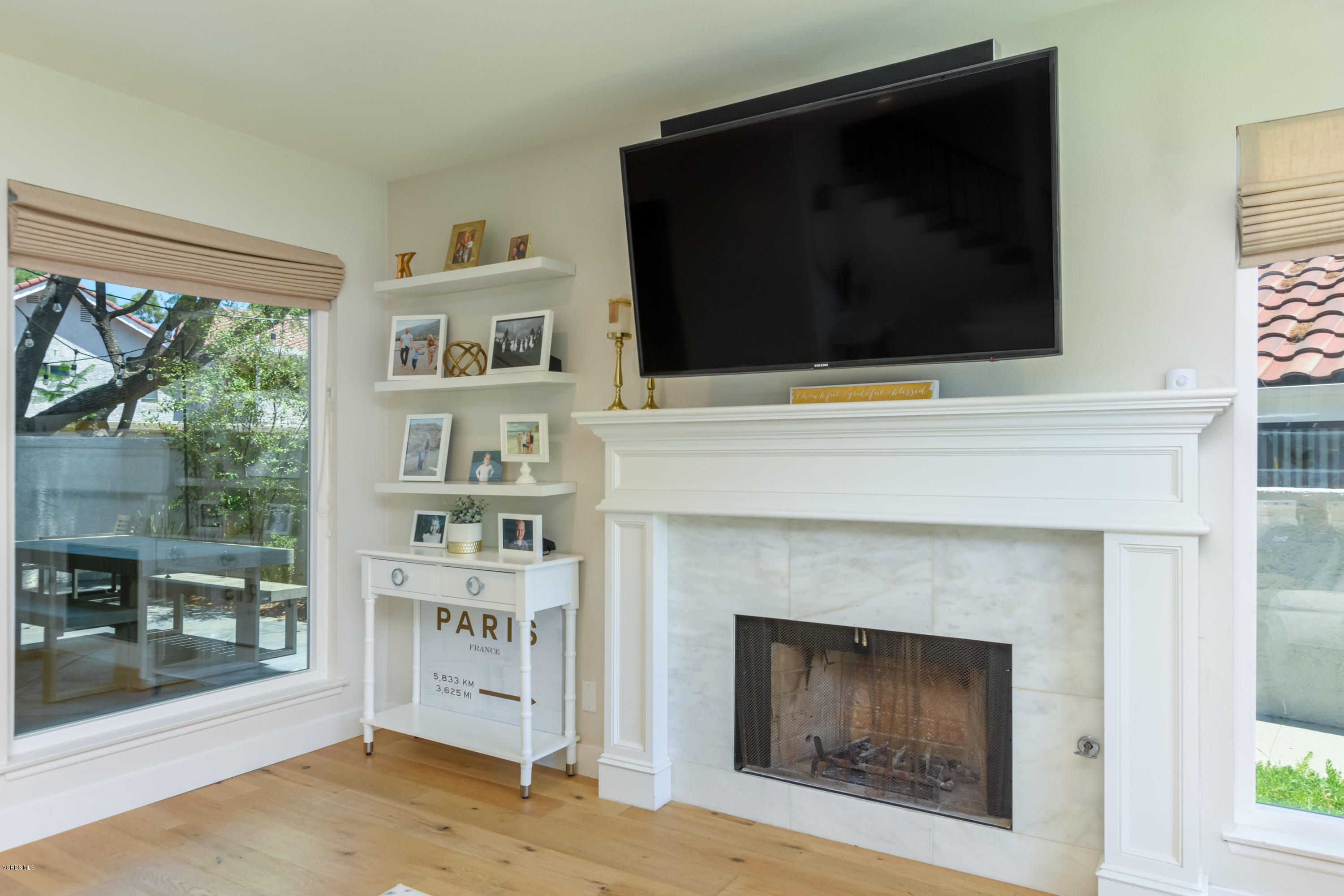 959 Thistlegate Road Oak Park, CA 91377 - Photo 9 of 36 959 Thistlegate Rd Oak Park CA-print-008