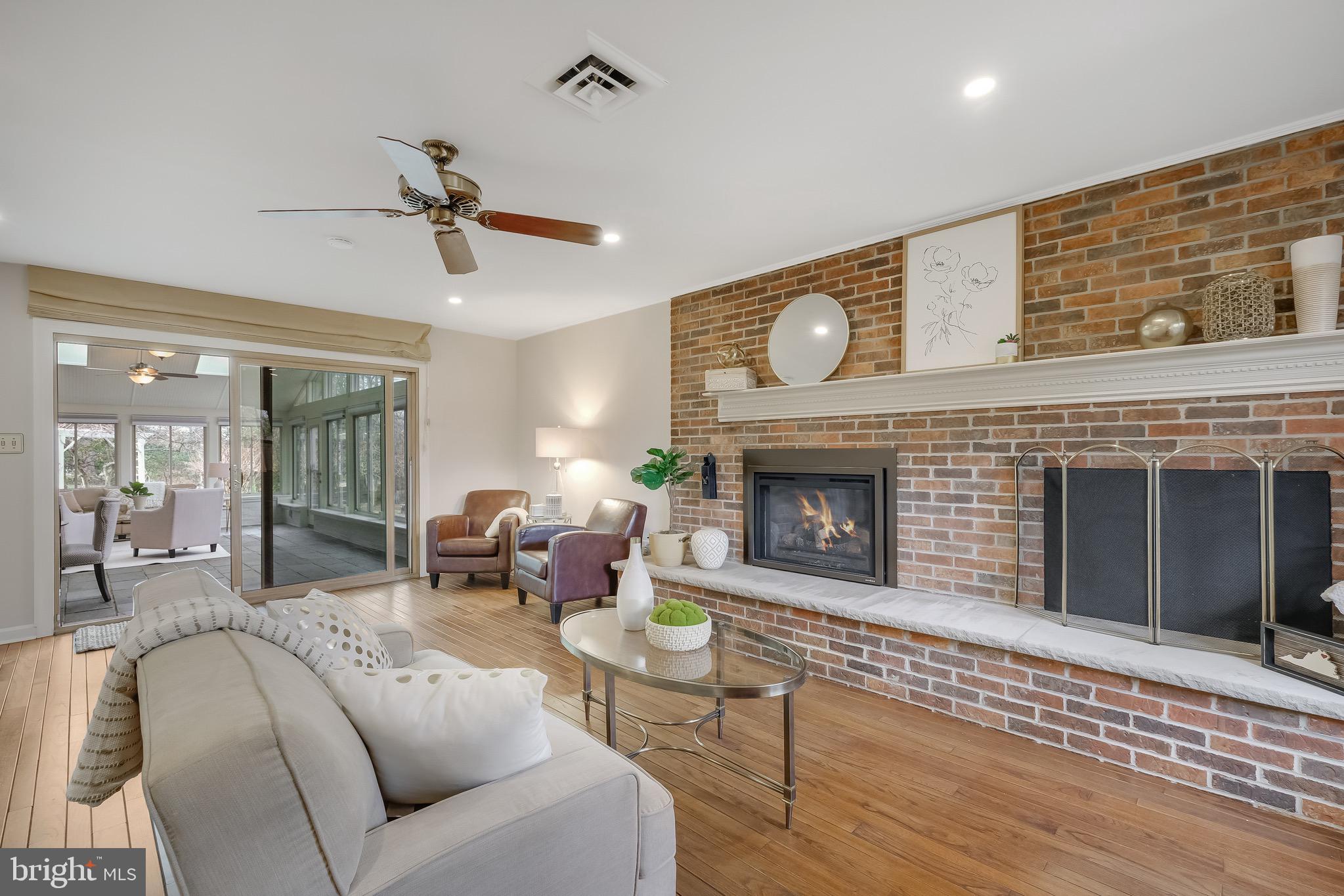 3908 Belle Rive Terrace Alexandria, VA 22309 - Photo 20 of 50 Lovely gas fireplace!