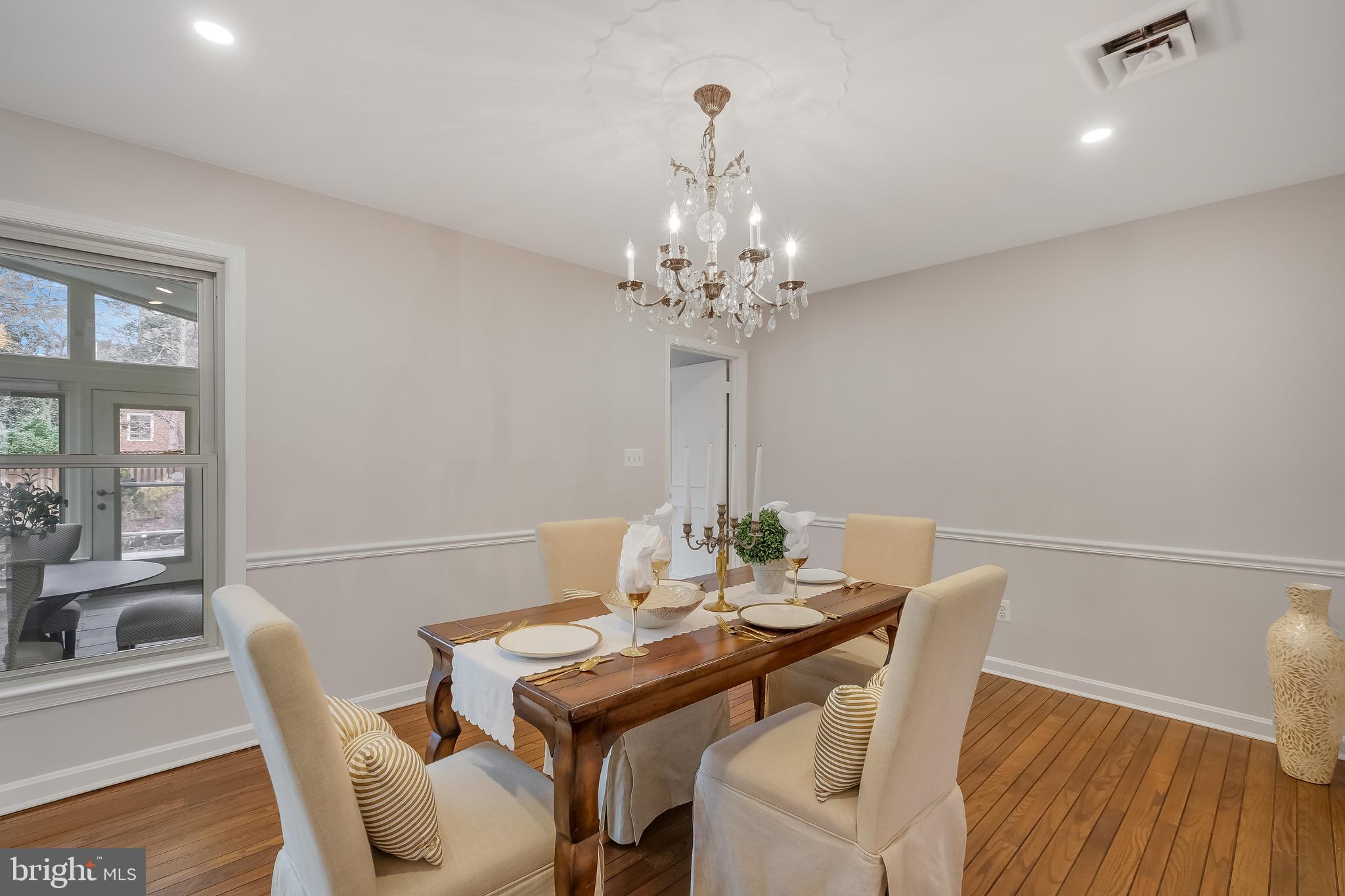 3908 Belle Rive Terrace Alexandria, VA 22309 - Photo 9 of 50 Gracious Dining room