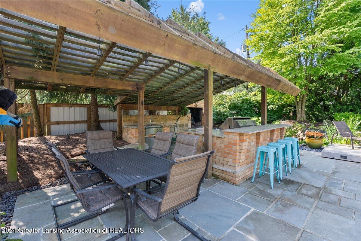 1607 Hitching Post Road East Lansing, MI 48823 - Photo 53 of 61 49-Media Jett - 38