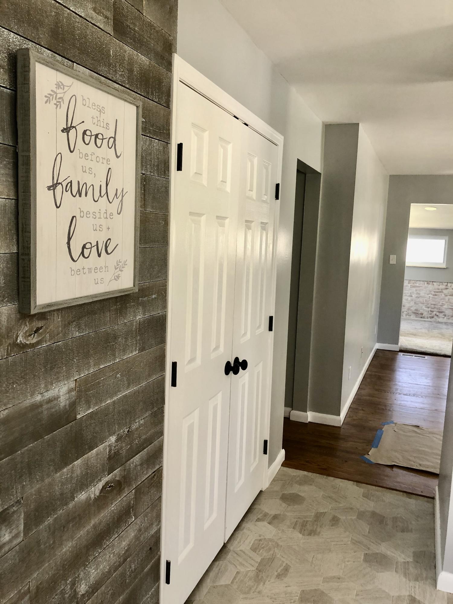109 Henley Road Oak Ridge, TN 37830 - Photo 15 of 40 LaundryDoorsViewLR