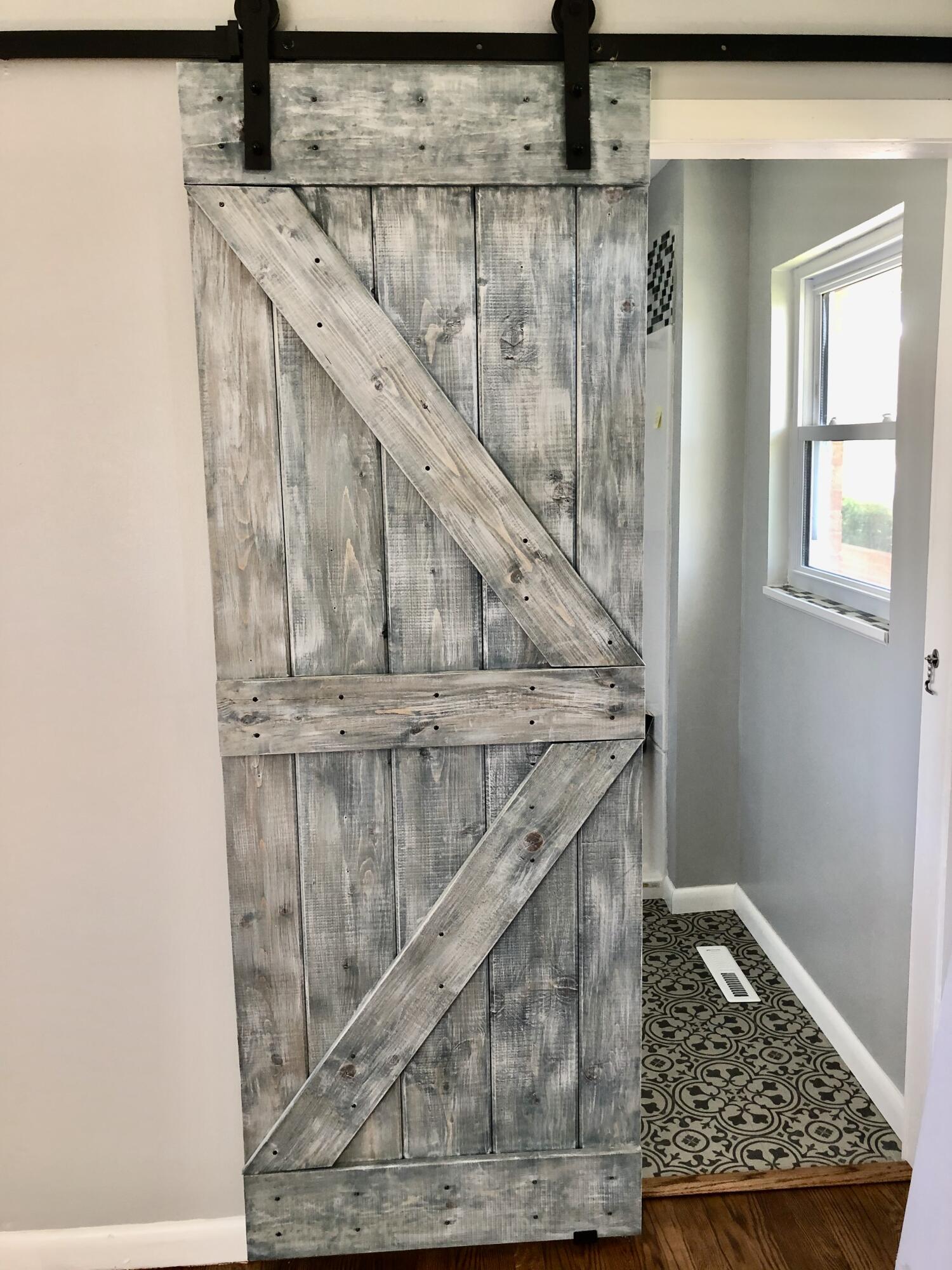 109 Henley Road Oak Ridge, TN 37830 - Photo 23 of 40 MasterBathroomDoor