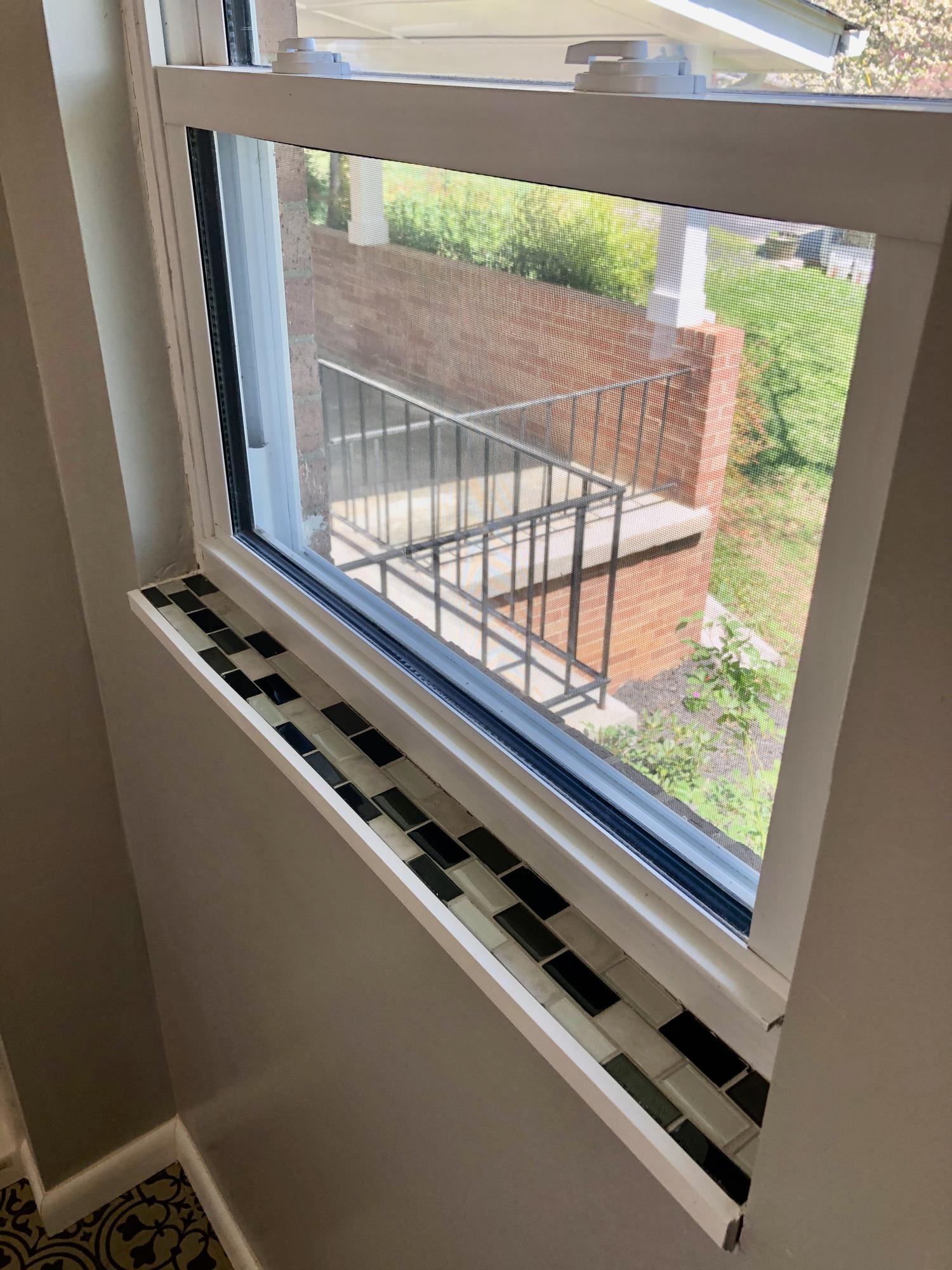 109 Henley Road Oak Ridge, TN 37830 - Photo 27 of 40 MasterBathroomWindow