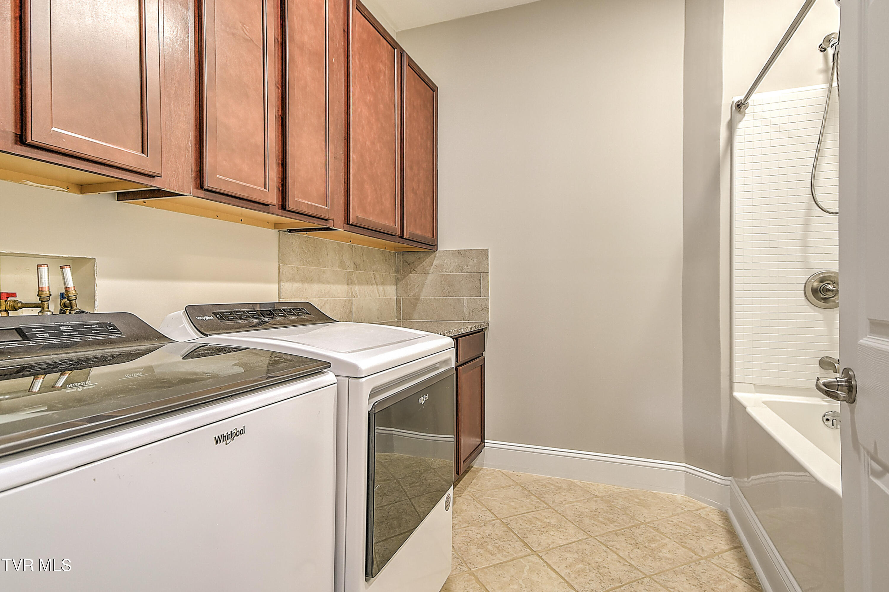 4125 Pine Orchard Road Butler, TN 37640 - Photo 49 of 86 4125 Pine Orchard LC-21