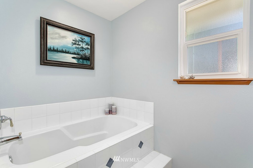 3328 200th Place Southeast Bothell, WA 98012 - Photo 12 of 20