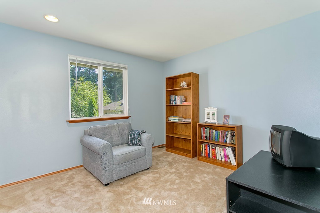 3328 200th Place Southeast Bothell, WA 98012 - Photo 15 of 20
