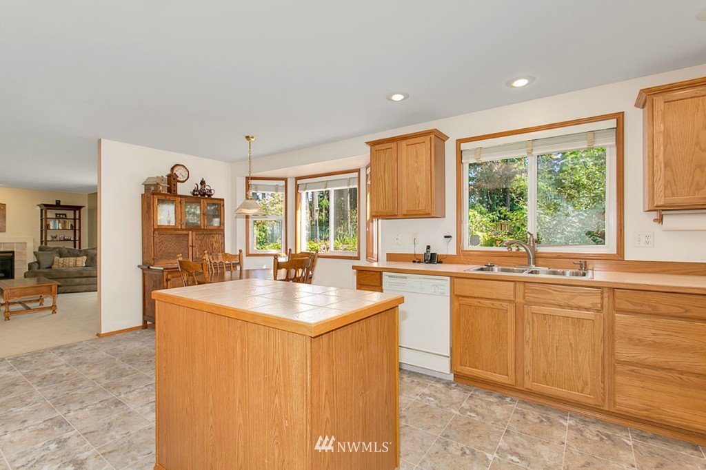 3328 200th Place Southeast Bothell, WA 98012 - Photo 6 of 20