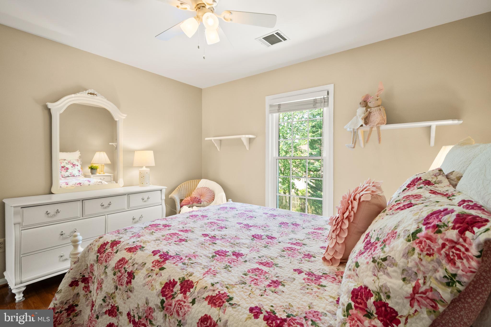 2614 Iron Forge Road Oak Hill, VA 20171 - Photo 36 of 48 Bedroom 3