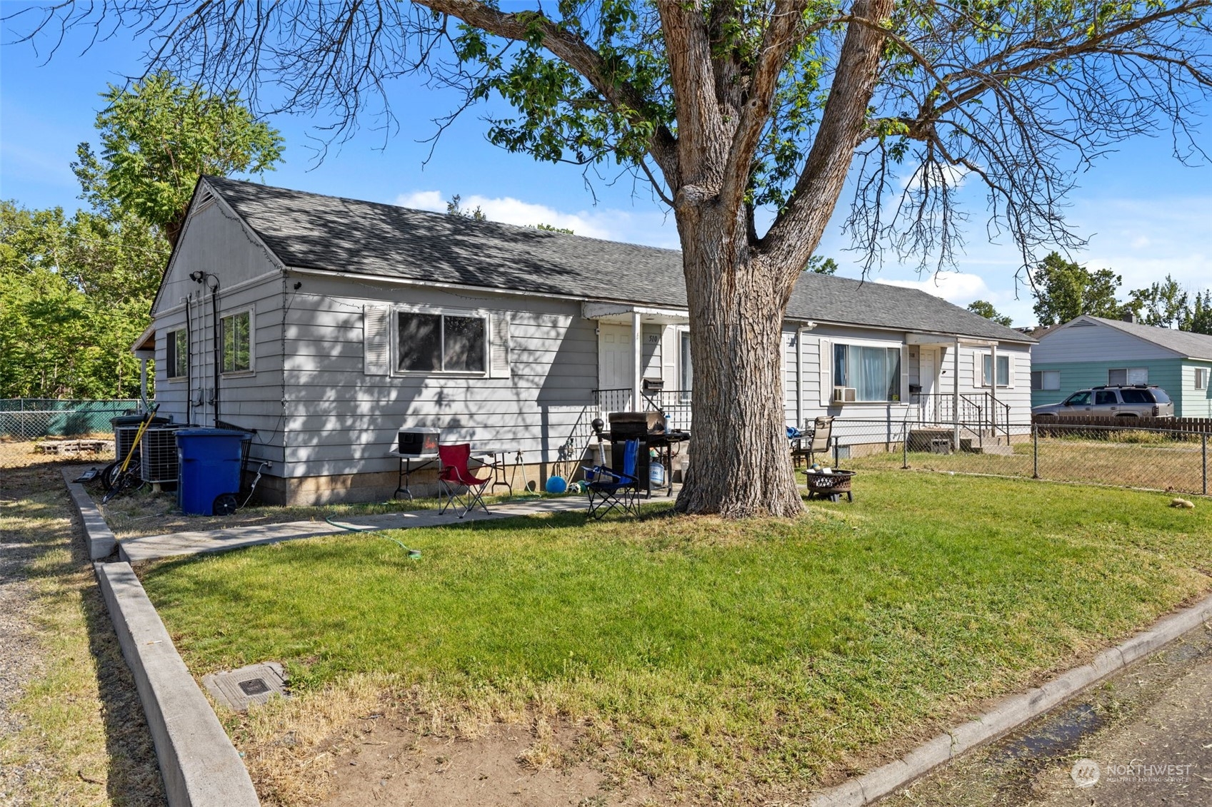 508 Delafield Avenue Richland, WA 99352 - Photo 13 of 22 a view of a house with a yard patio and sitting area