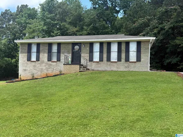 $189,900 | 7875 Robbins Circle, Dora, AL 35062