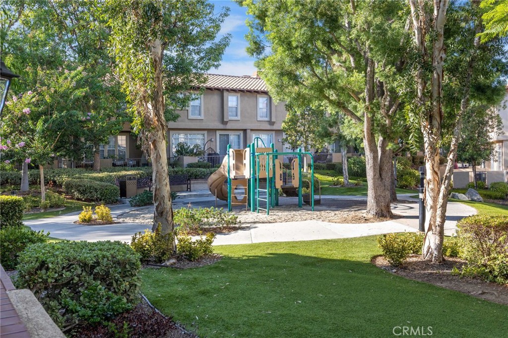 258 Pasto Rico Rancho Santa Margarita, CA 92688 - Photo 16 of 62 Gallery Image 16