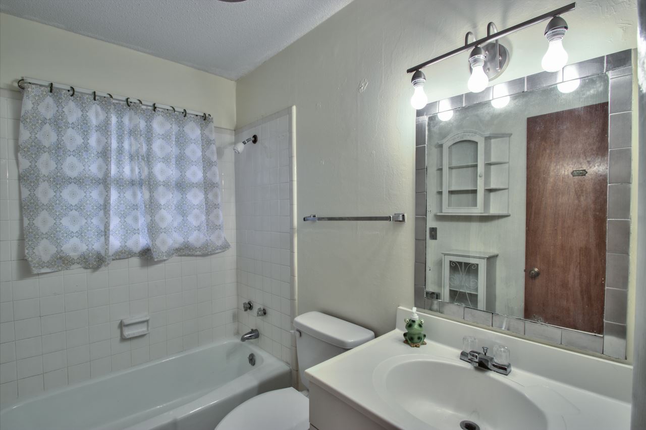 3002 Jim Lee Road Tallahassee, FL 32301 - Photo 14 of 32 Gallery Image 14