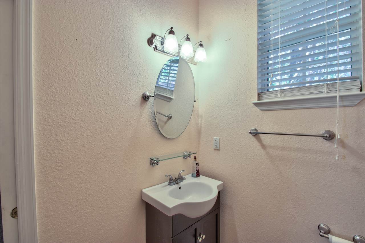 3002 Jim Lee Road Tallahassee, FL 32301 - Photo 18 of 32 Gallery Image 18