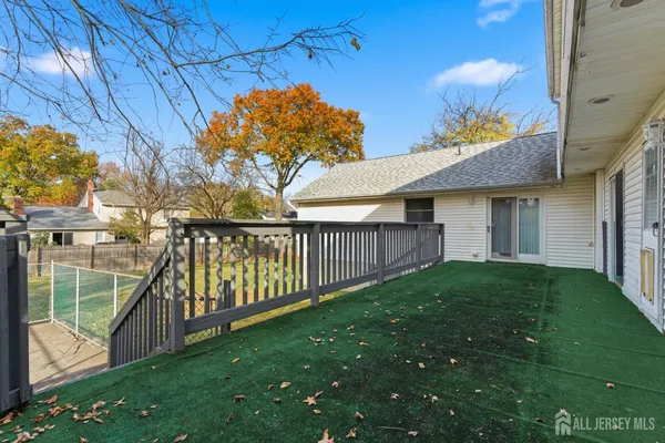 $3,500 | 1818 Oak Tree Road, Edison, NJ 08820