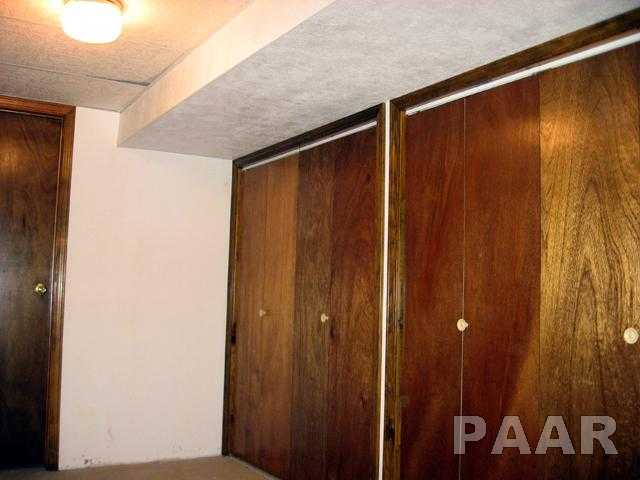 2007 Sheridan Road Pekin, IL 61554 - Photo 15 of 15